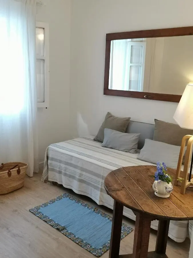Daire Ana'S Guest House Nerja