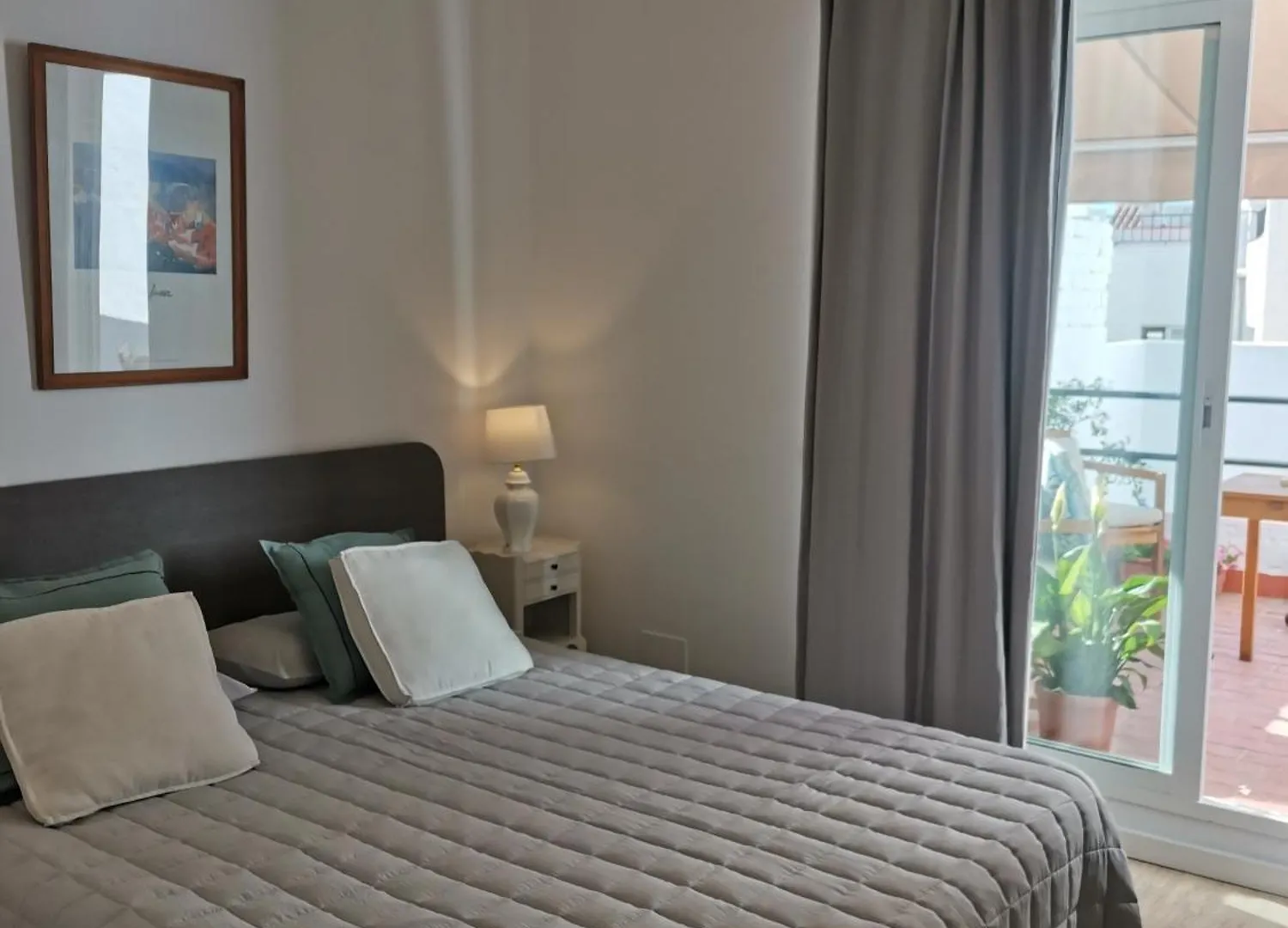 Ana'S Guest House Nerja